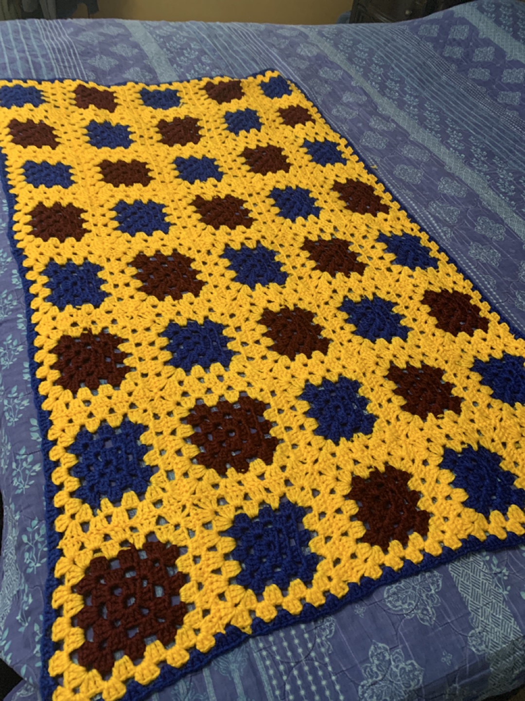 Hand knit woollen quilt