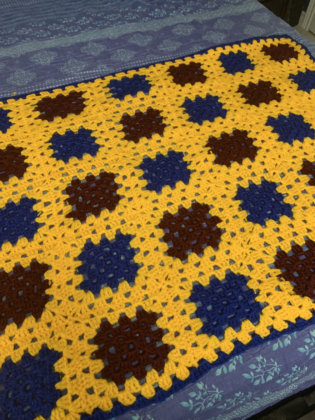 Hand knit woollen quilt - photo 2
