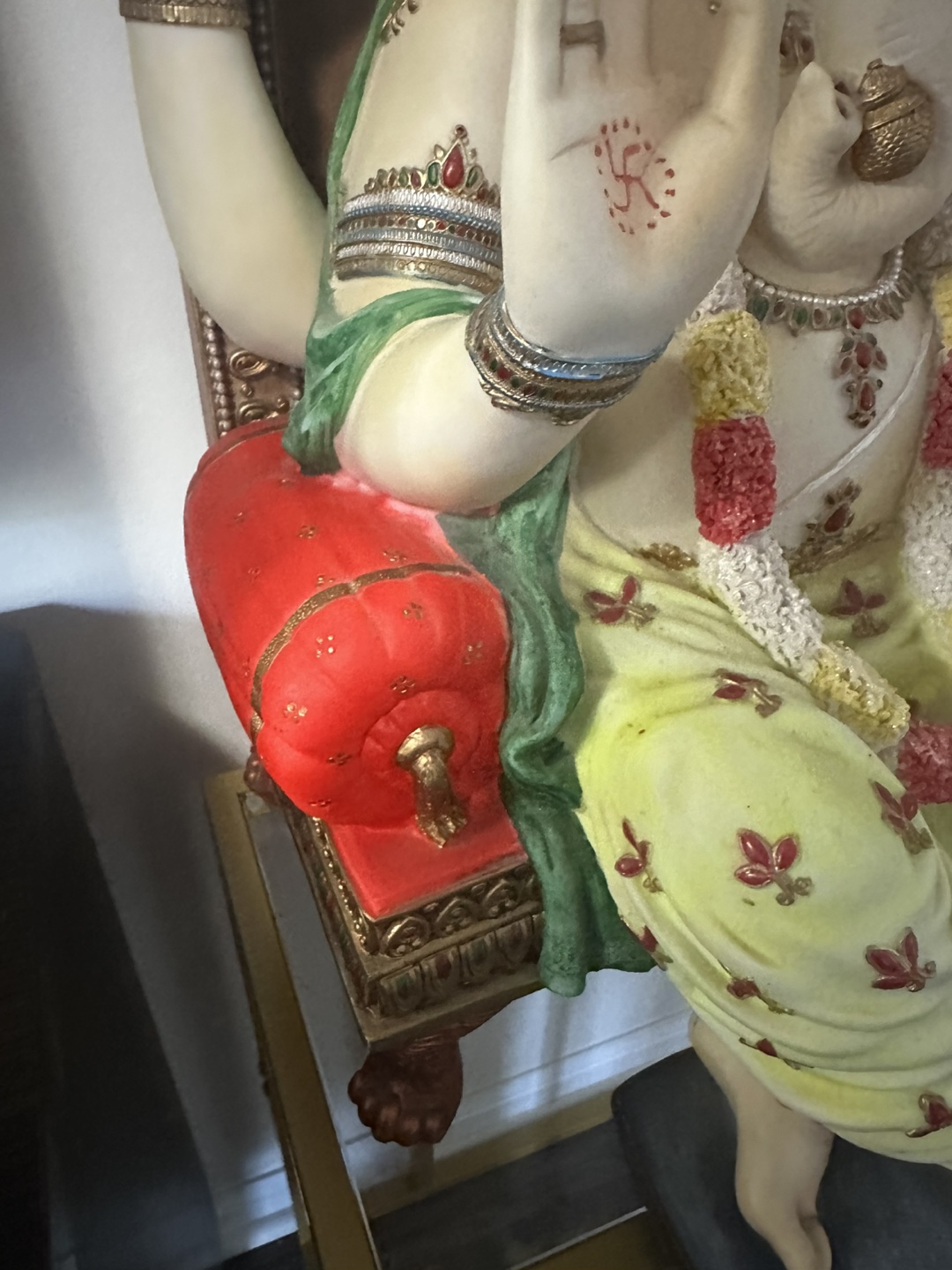 Large & Colorful Ganesh Statue - photo 4