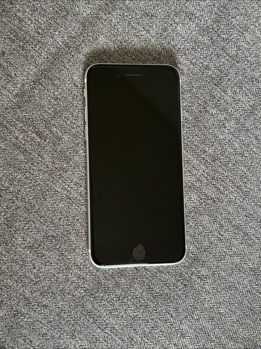 iPhone SE (2nd Gen) 64GB - photo 4