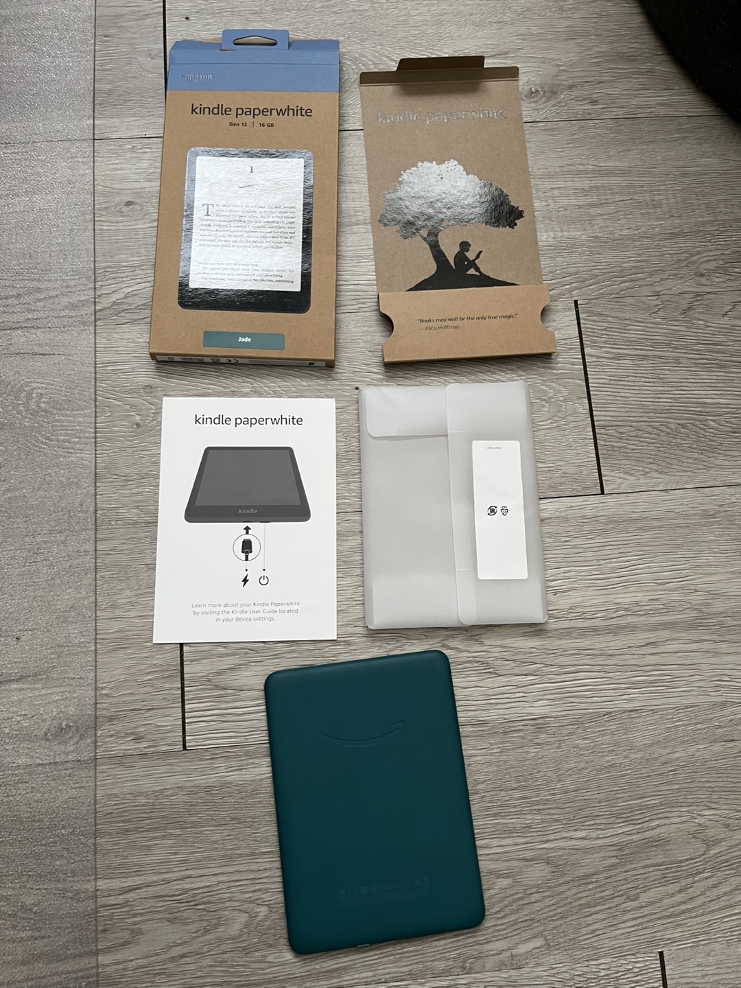 LIKE NEW Kindle Paperwhite Gen 12 16 GB - Jade - photo 3