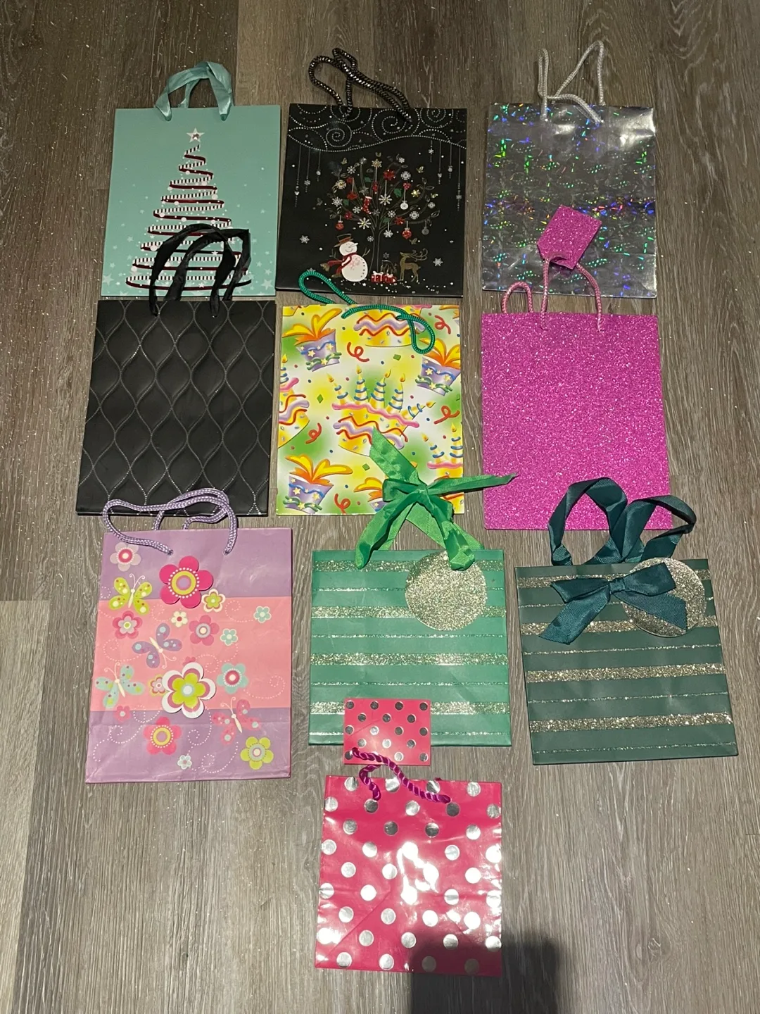 Assorted Gift Bags - Variety of Designs thumbnail