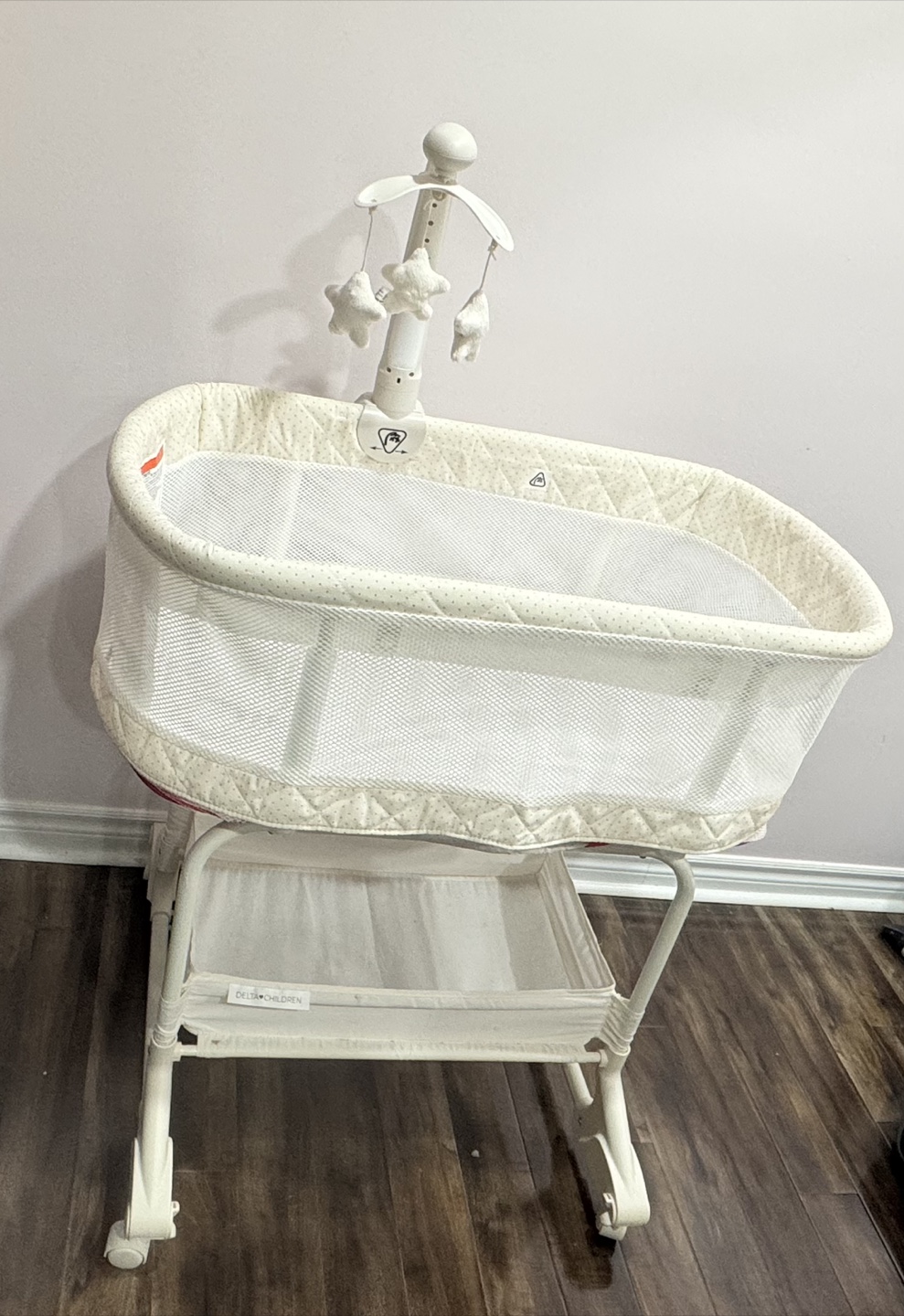 Delta Children Bassinet