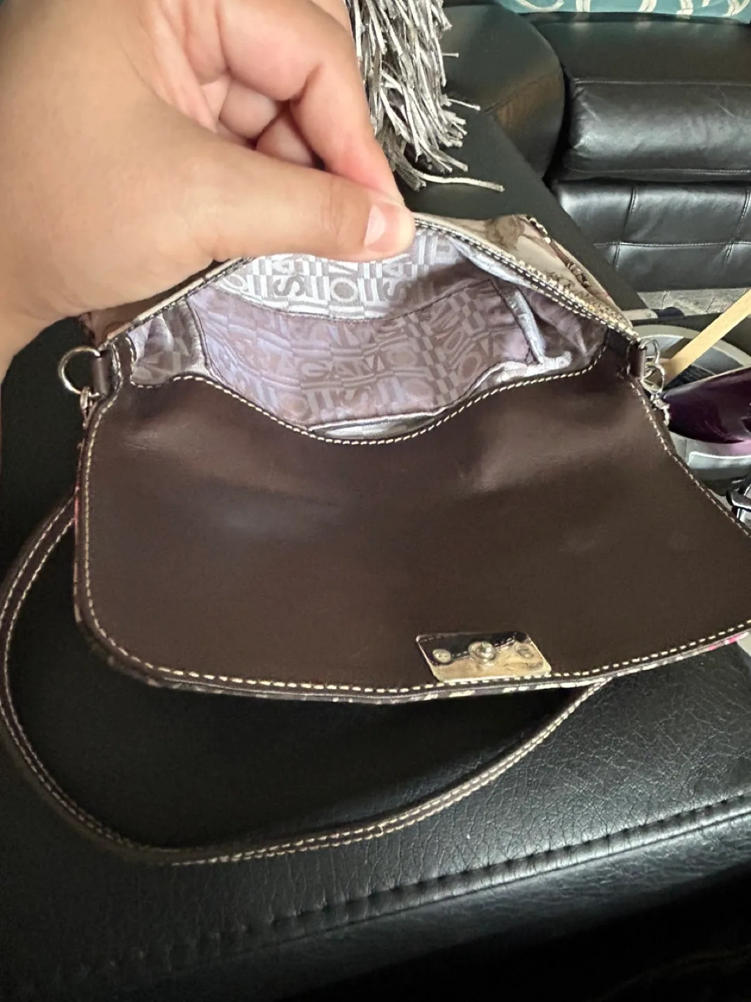 Salvatore Ferragamo Handbag image indicator(6)