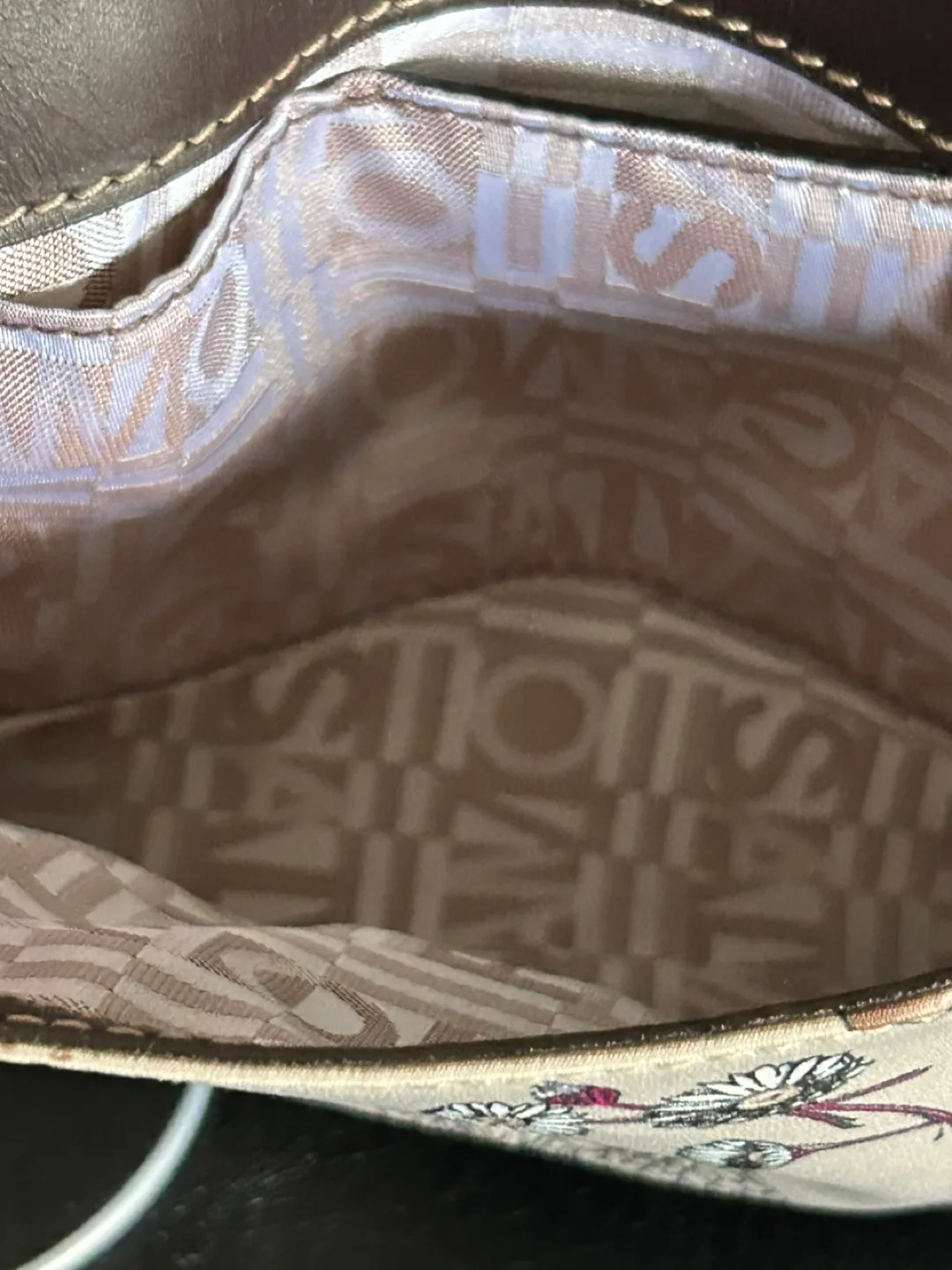 Salvatore Ferragamo Handbag image indicator(4)