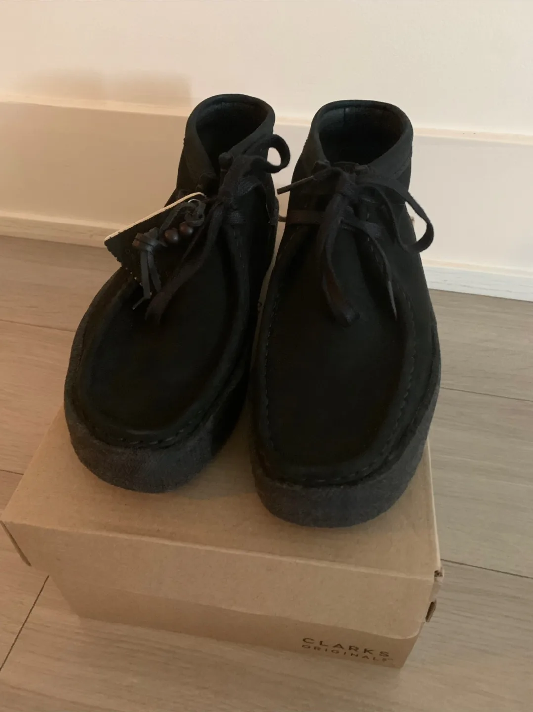 Clarks Wallabee Boot Black Suede image indicator(2)