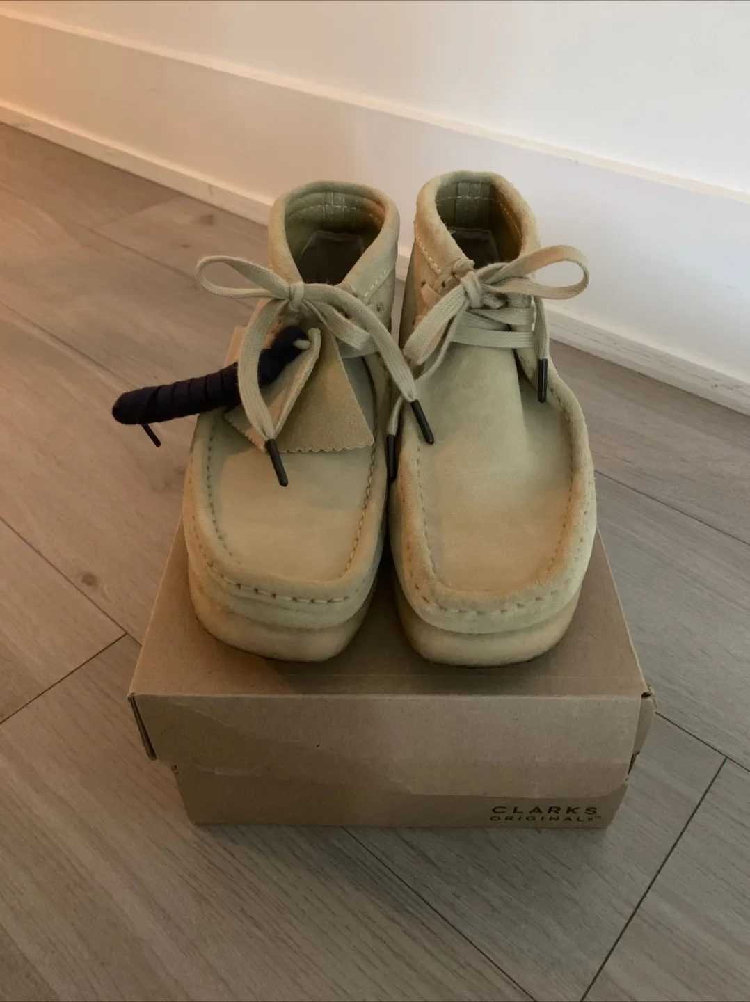 Clarks Originals WALLABEE BOOT image indicator(2)