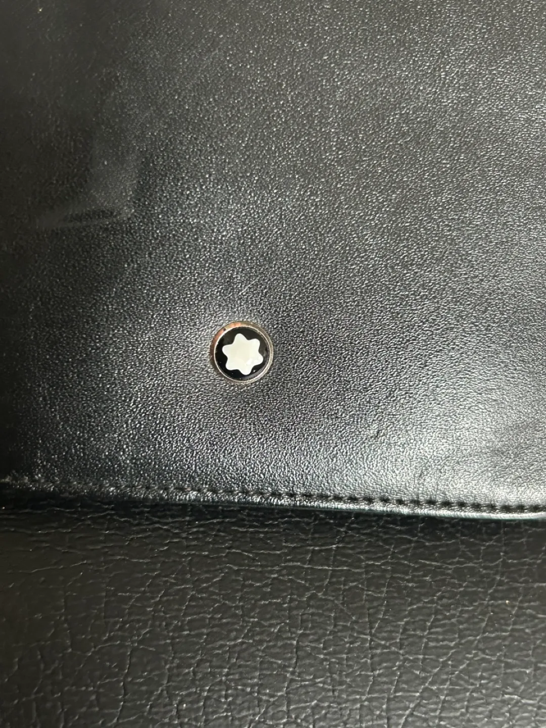 Montblanc Black Leather Wallet image indicator(3)