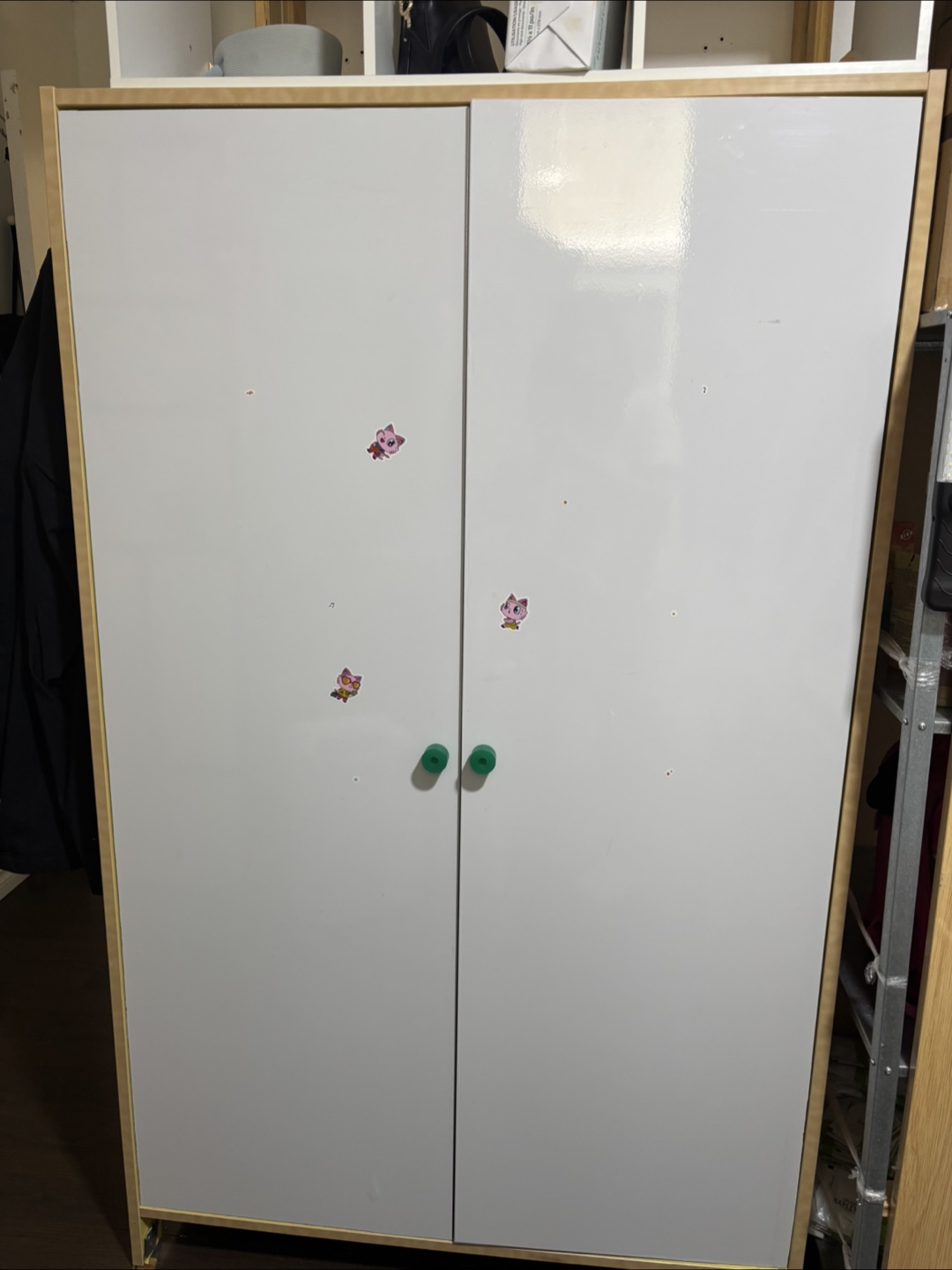 Wardrobe with Shelves