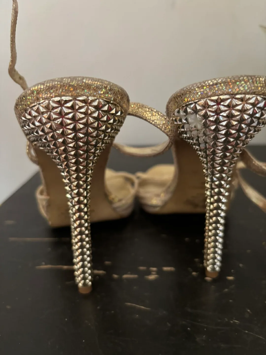 Nine West Gold Heels image indicator(2)