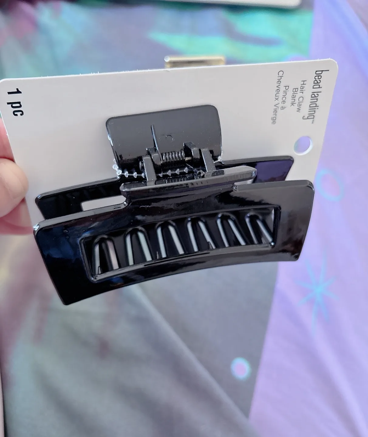 Plain claw: Gold and black image indicator(3)