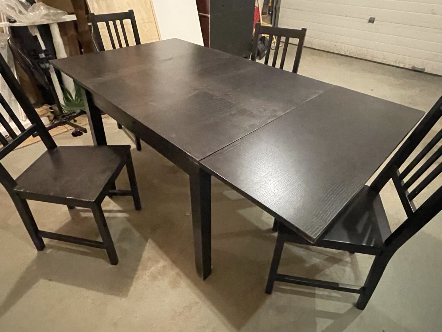 IKEA Extendable Dining Table with 4 Chairs