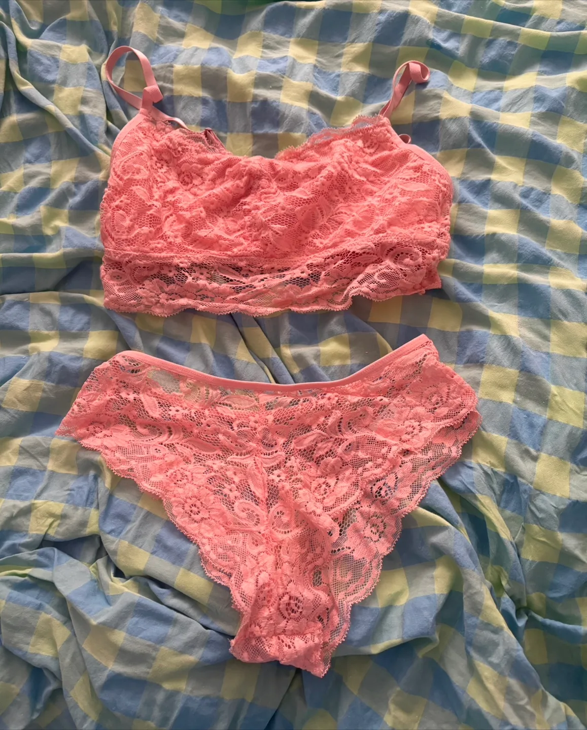 2 piece lingerie set (New) (Small) thumbnail