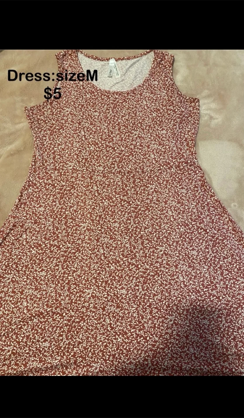 Floral Sleeveless Dress - Size M thumbnail