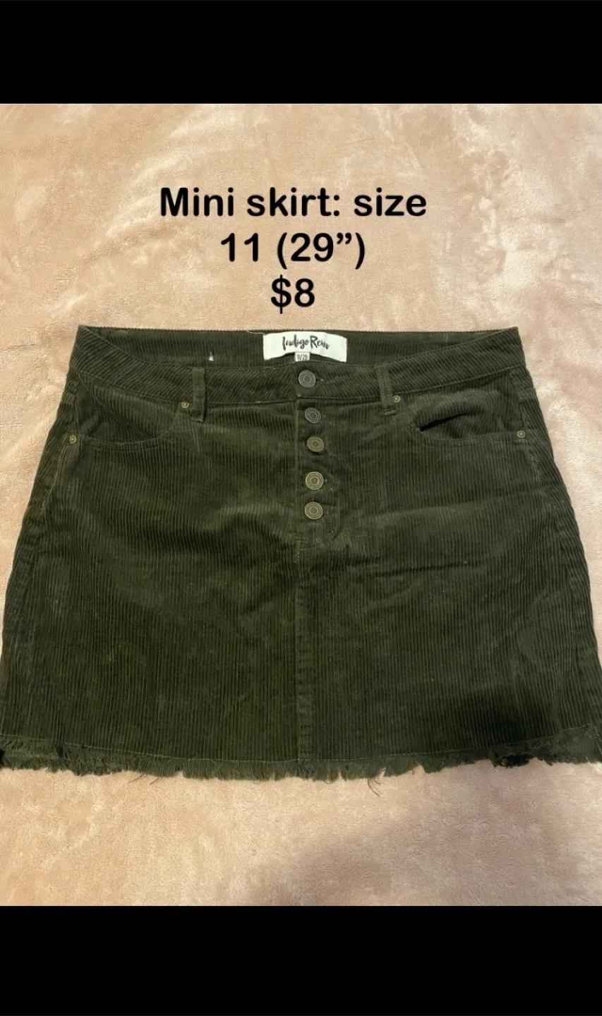 Olive green Mini Skirt - Size 11 thumbnail
