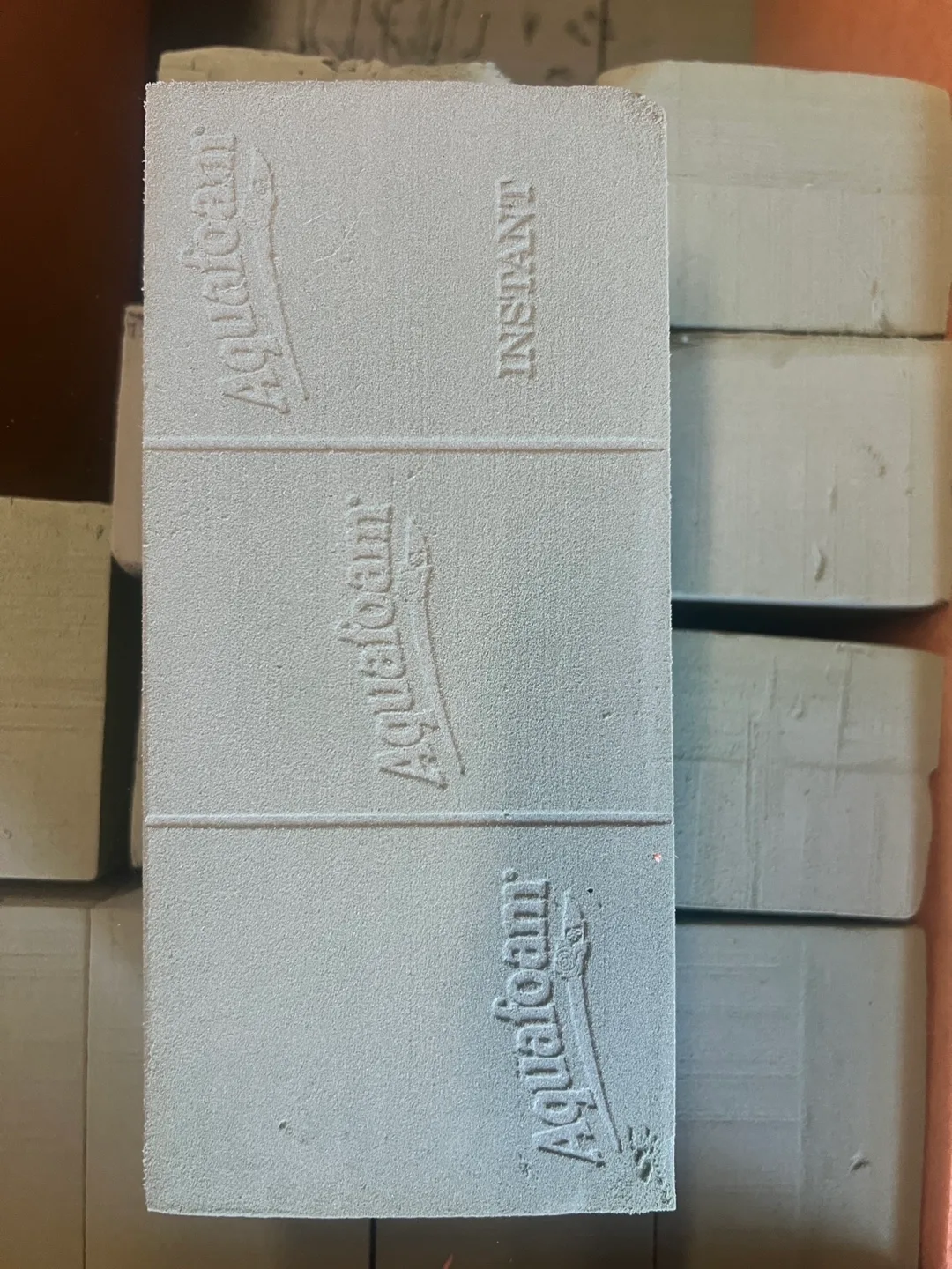 Aquafoam Instant 36 Floral Foam Bricks image indicator(3)