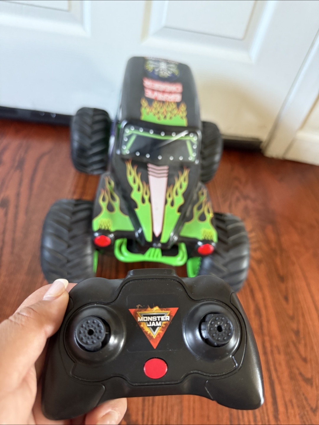 Monster Jam Grave Digger RC Truck