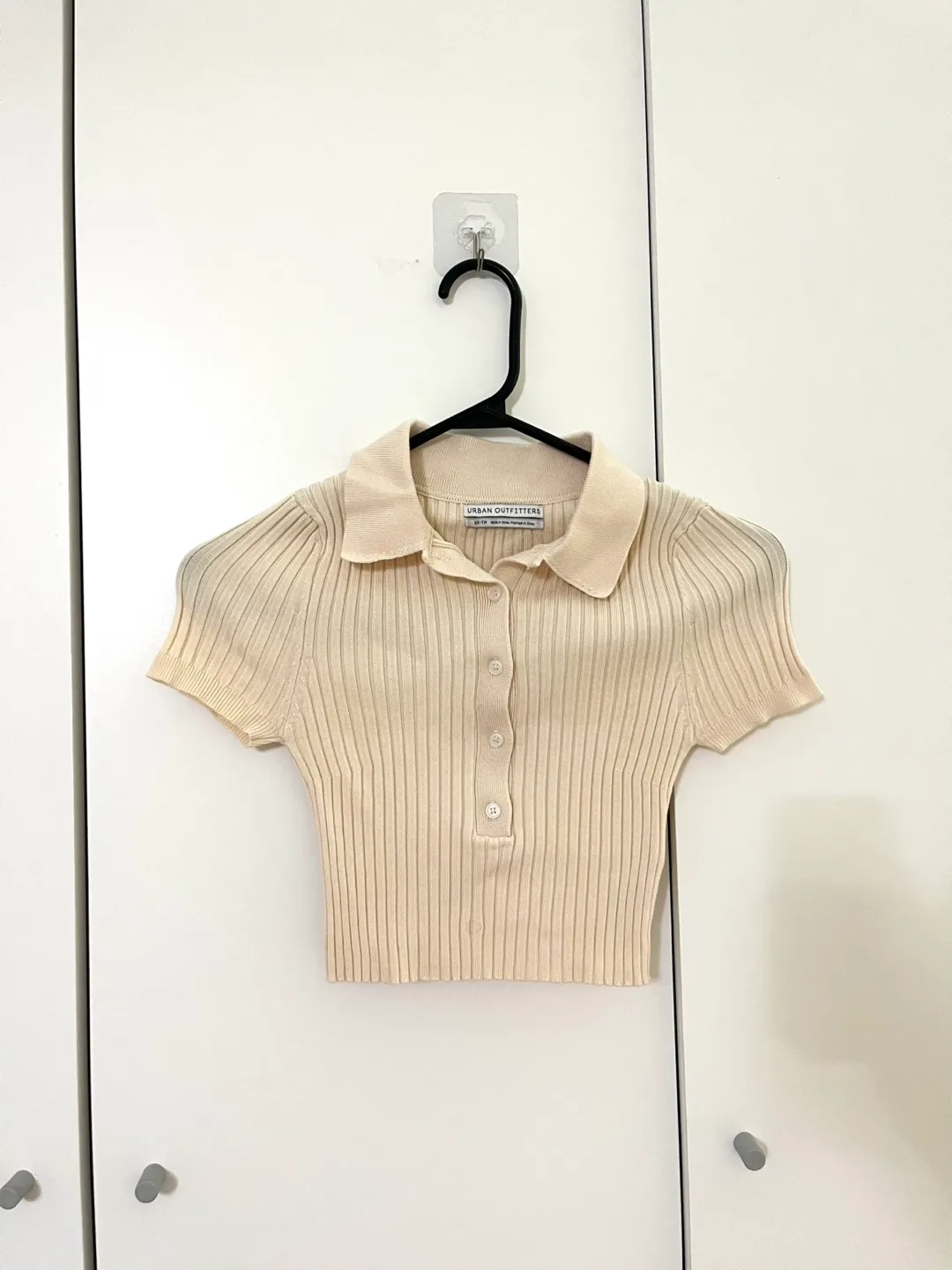 Urban Outfitters XS Knit Polo Top thumbnail