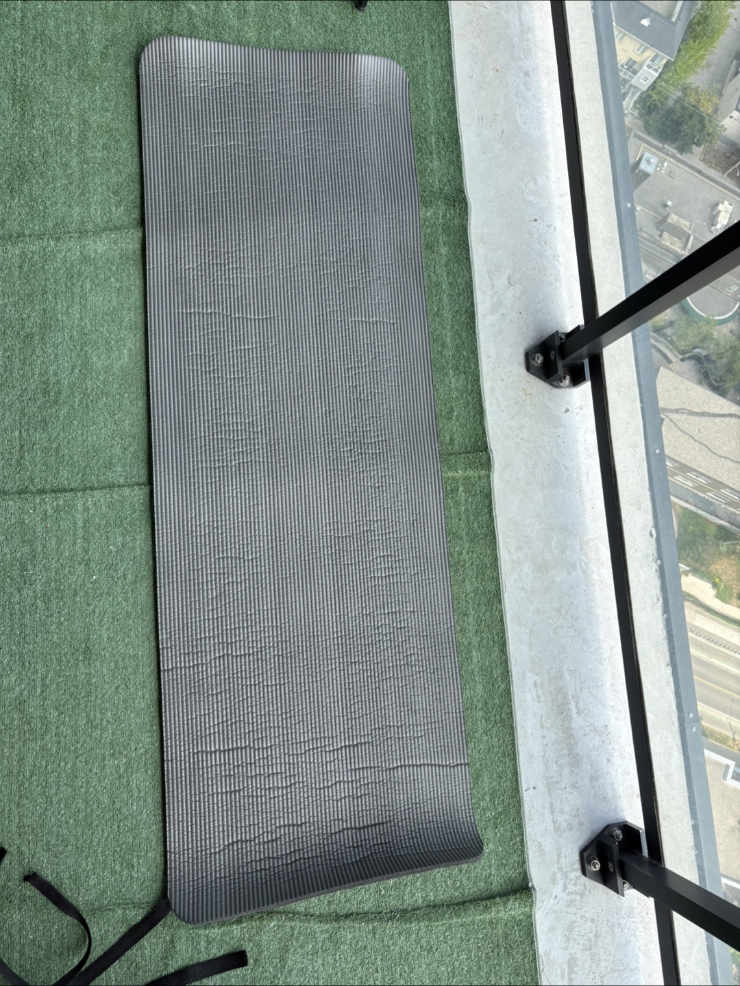 Yoga Mat - Great Condition - photo 2