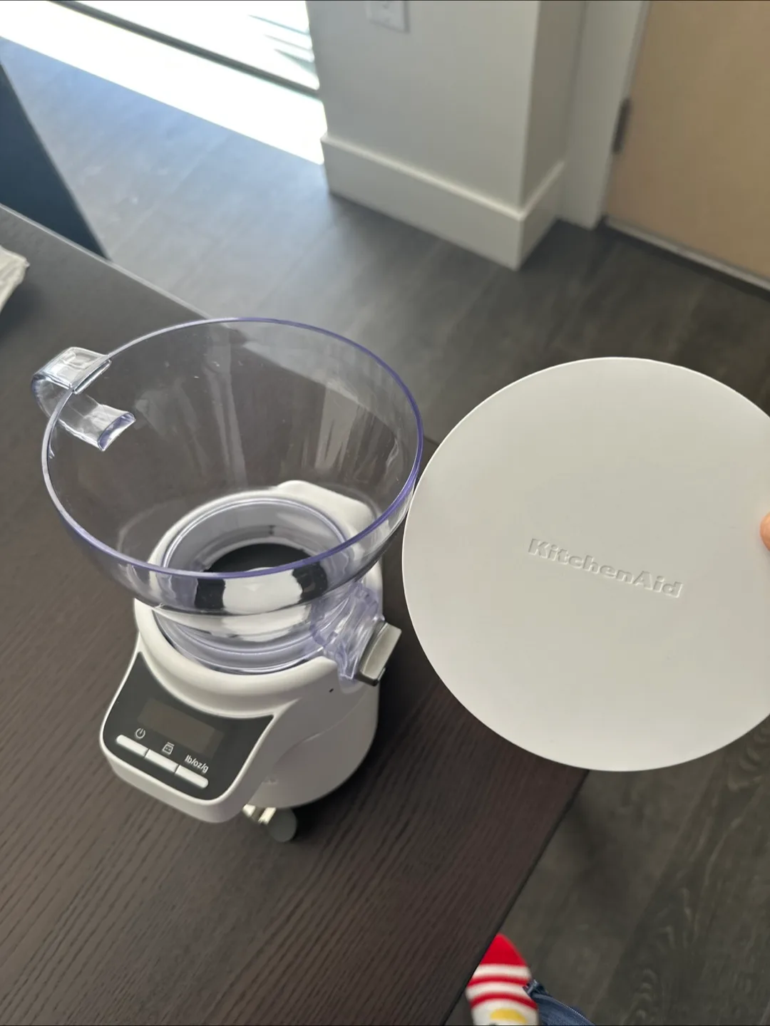 KitchenAid sifter + scale Attachment image indicator(2)