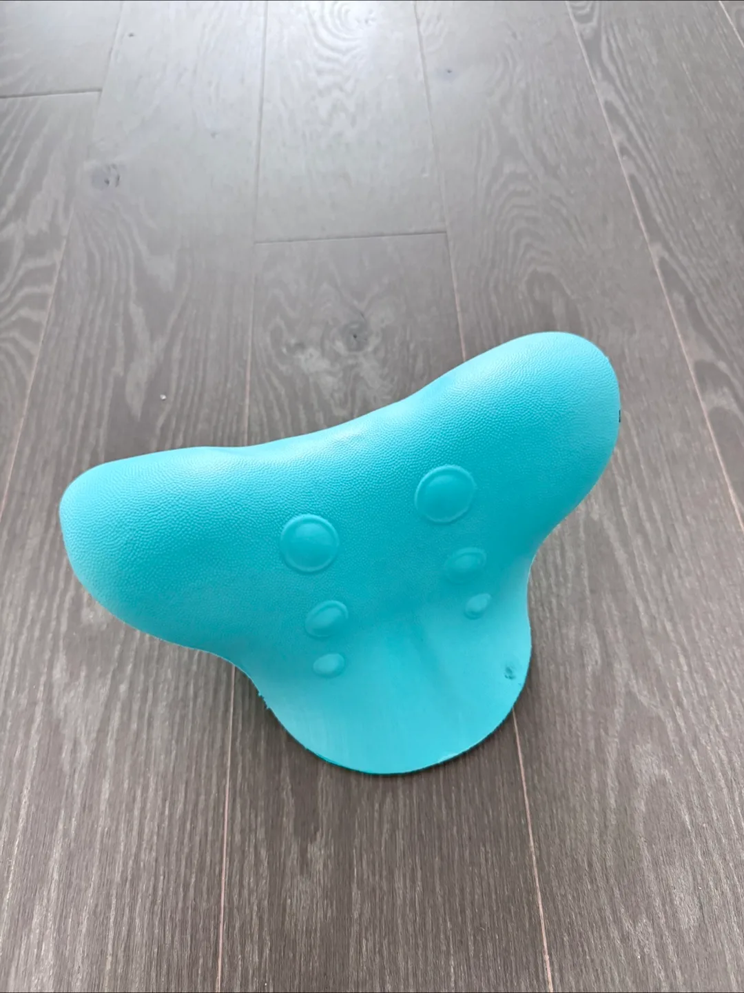 Neck and Shoulder Relaxer image indicator(2)