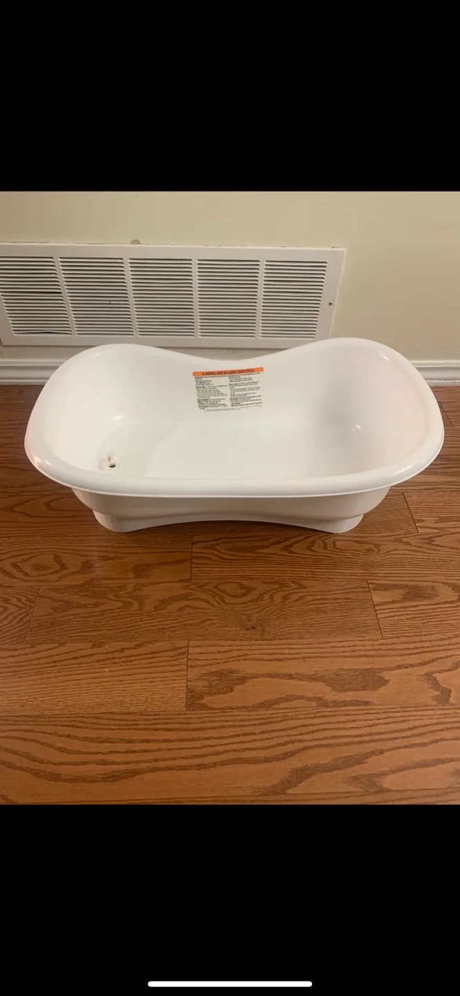 5 Piece Baby Set - Stroller, Bath, Bassinet, BoosterSeat, Toy image indicator(6)