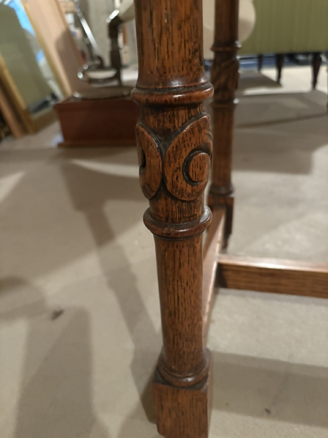 Antique carved oak hall table - photo 4