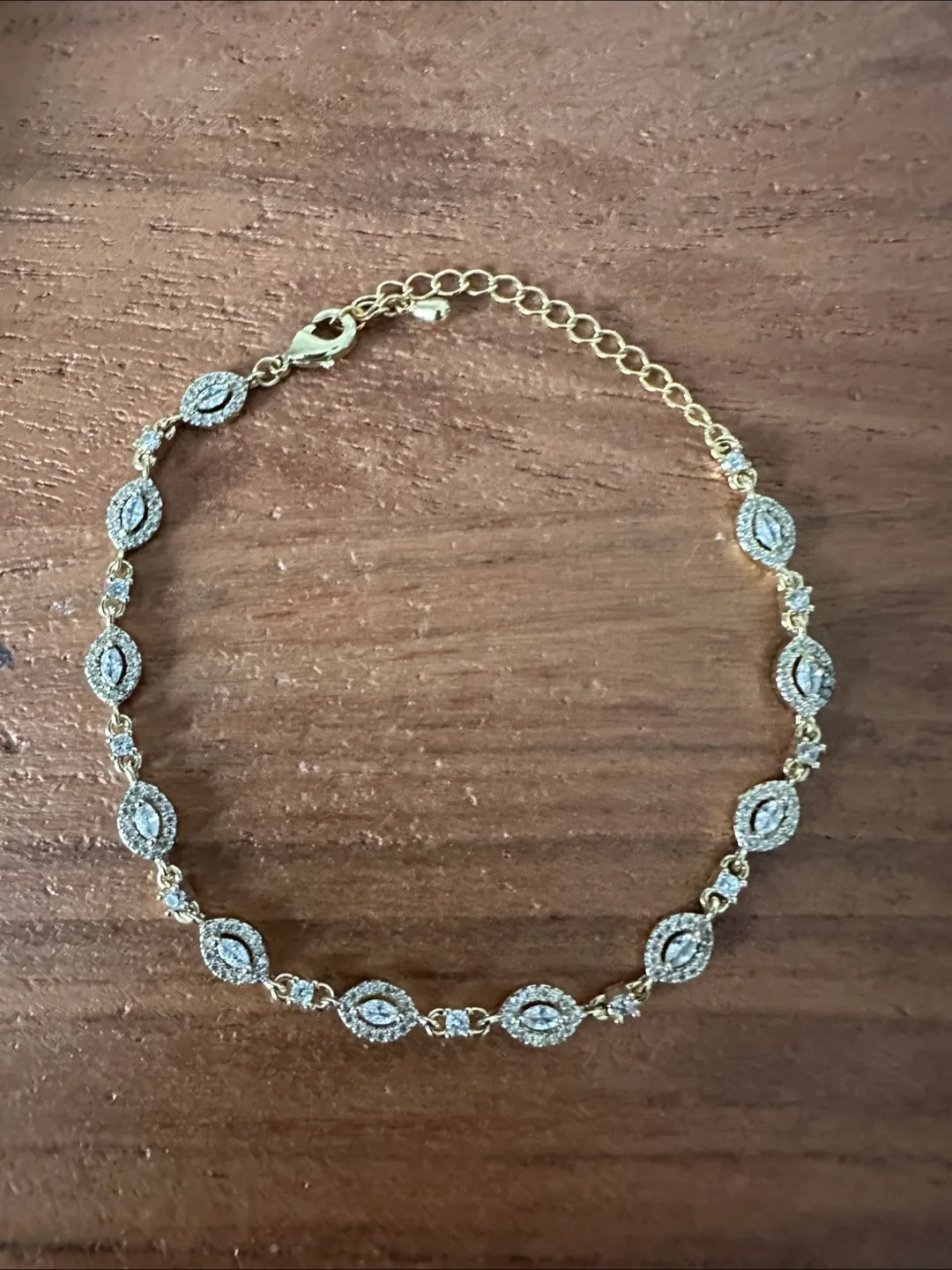 Gold-tone Bracelet with Cubic Zirconia thumbnail