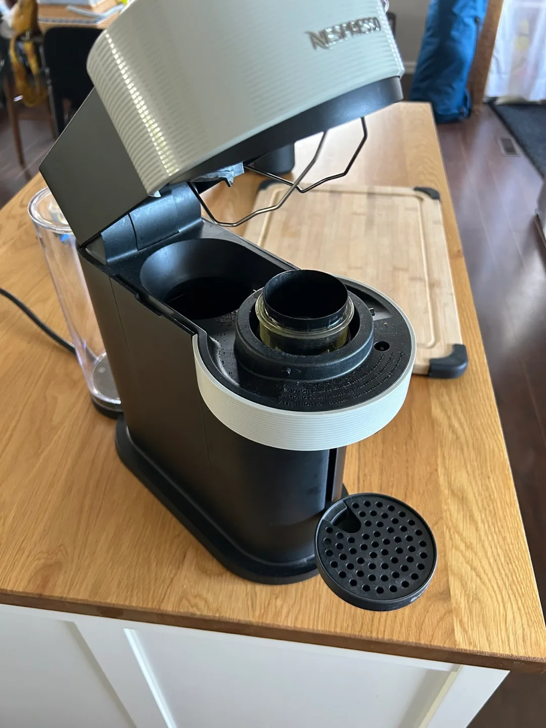 Nespresso Vertuo Next Coffee Machine image indicator(3)