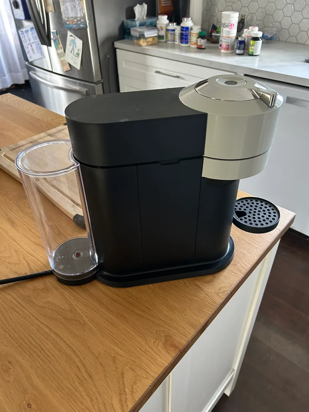 Nespresso Vertuo Next Coffee Machine image indicator(2)