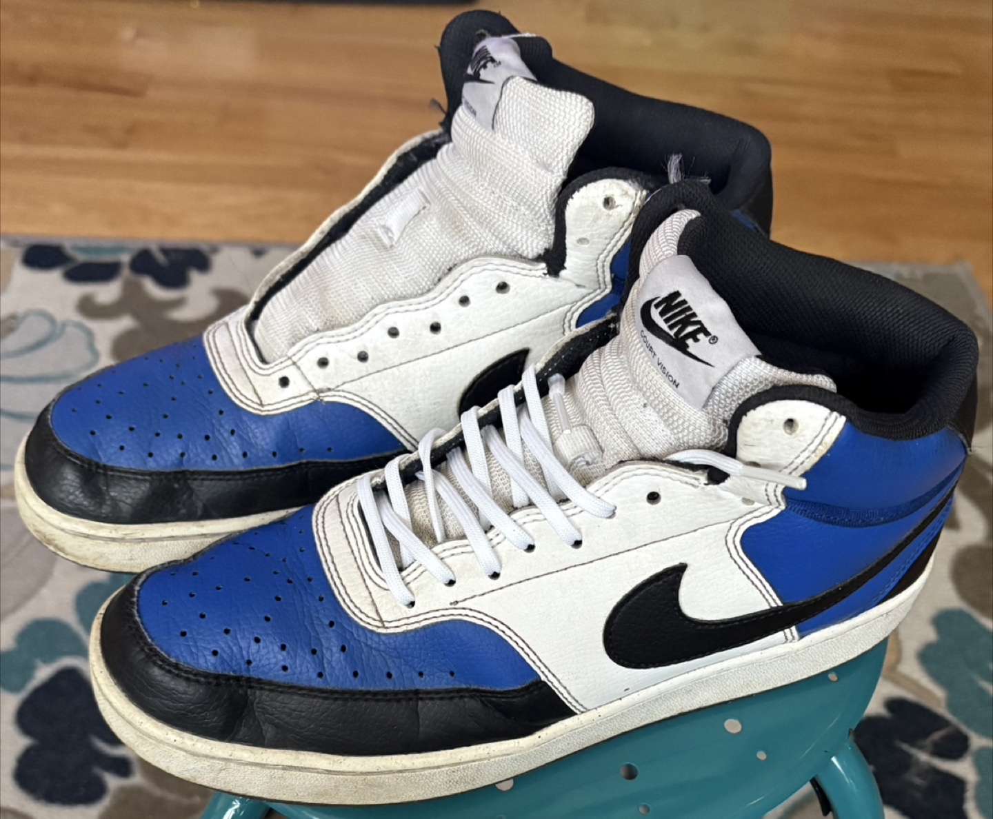 Nike Mid Sneakers