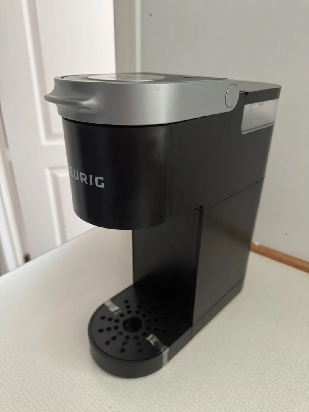 Keurig K-Mini Single Serve Coffee Maker image indicator(7)