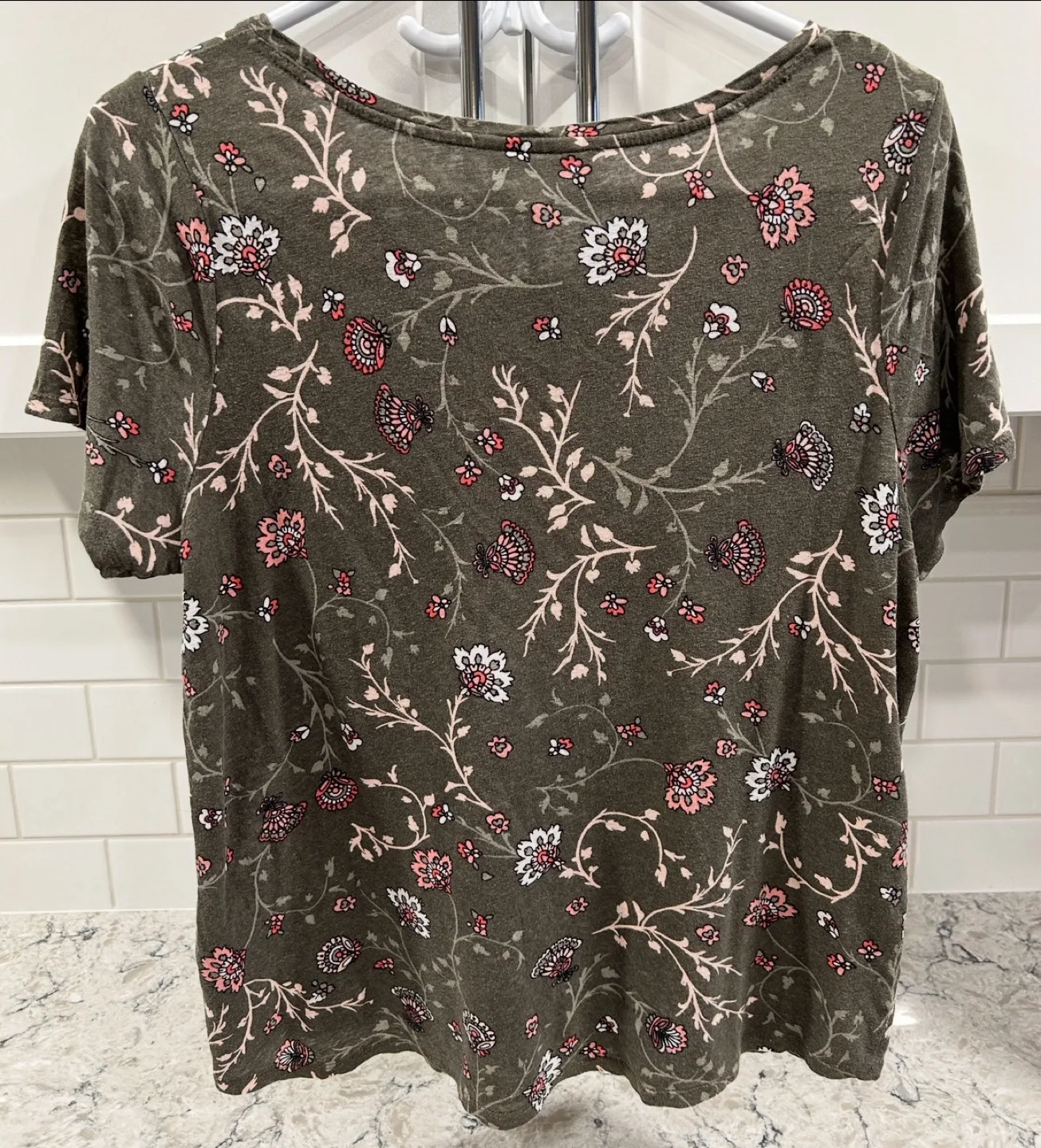 Women’s Relaxed Fit Floral Print T-Shirts  (Reitmans) image indicator(3)