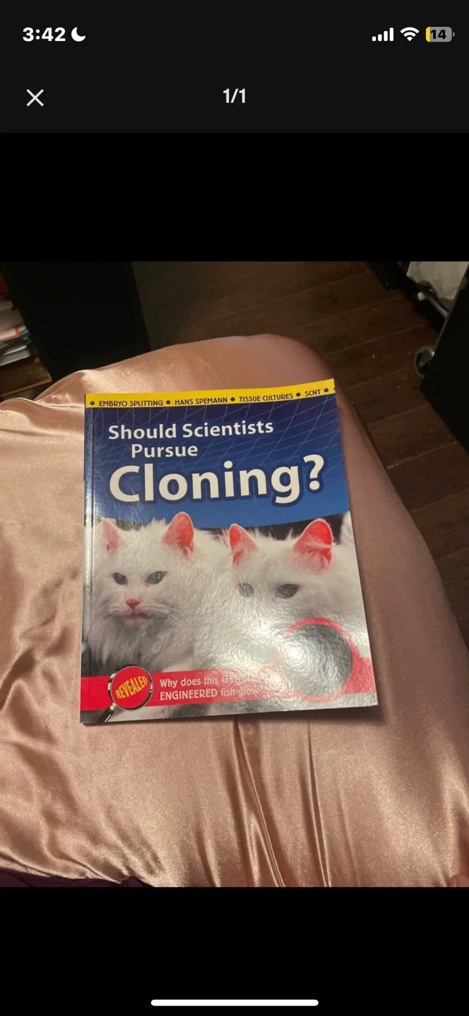 Should Scientists Pursue Cloning? Book thumbnail