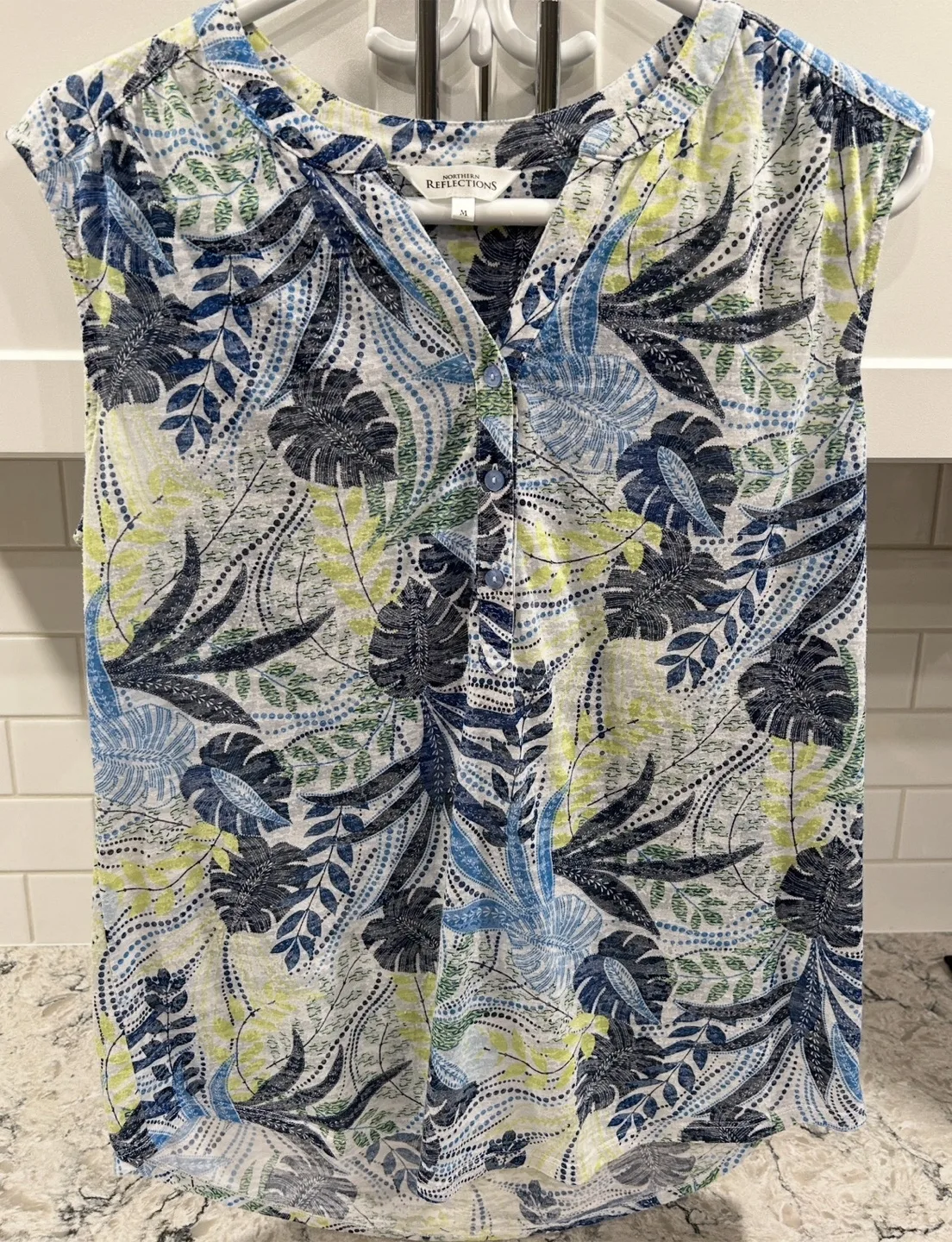 Women’s Sleeveless Dressy Casual Blouses image indicator(5)