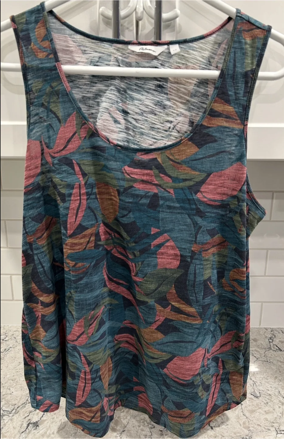 Women’s Printed Tank Tops (Reitmans) image indicator(2)
