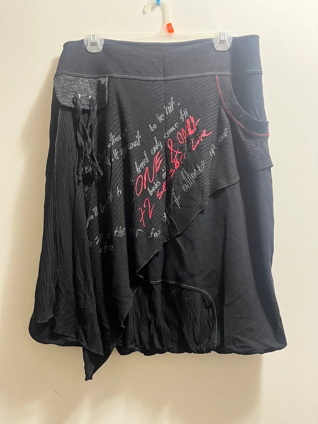 Tricotto Black Asymmetrical Skirt with Red Accents sz M thumbnail