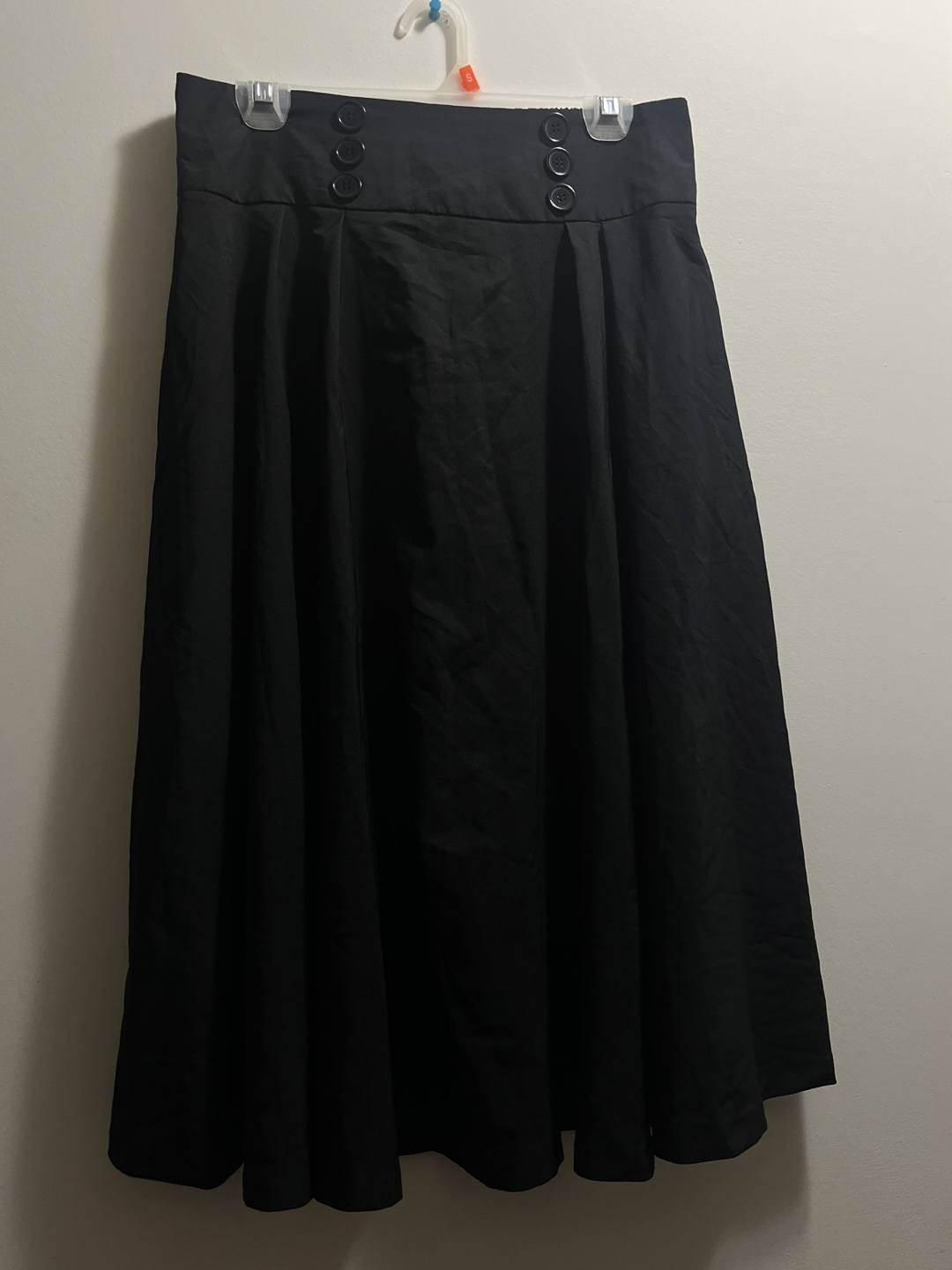 Belle Poque Elegant Black Pleated Skirt with button design sz XL - photo 3