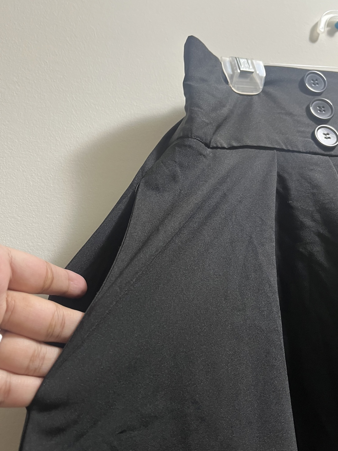 Belle Poque Elegant Black Pleated Skirt with button design sz XL - photo 5
