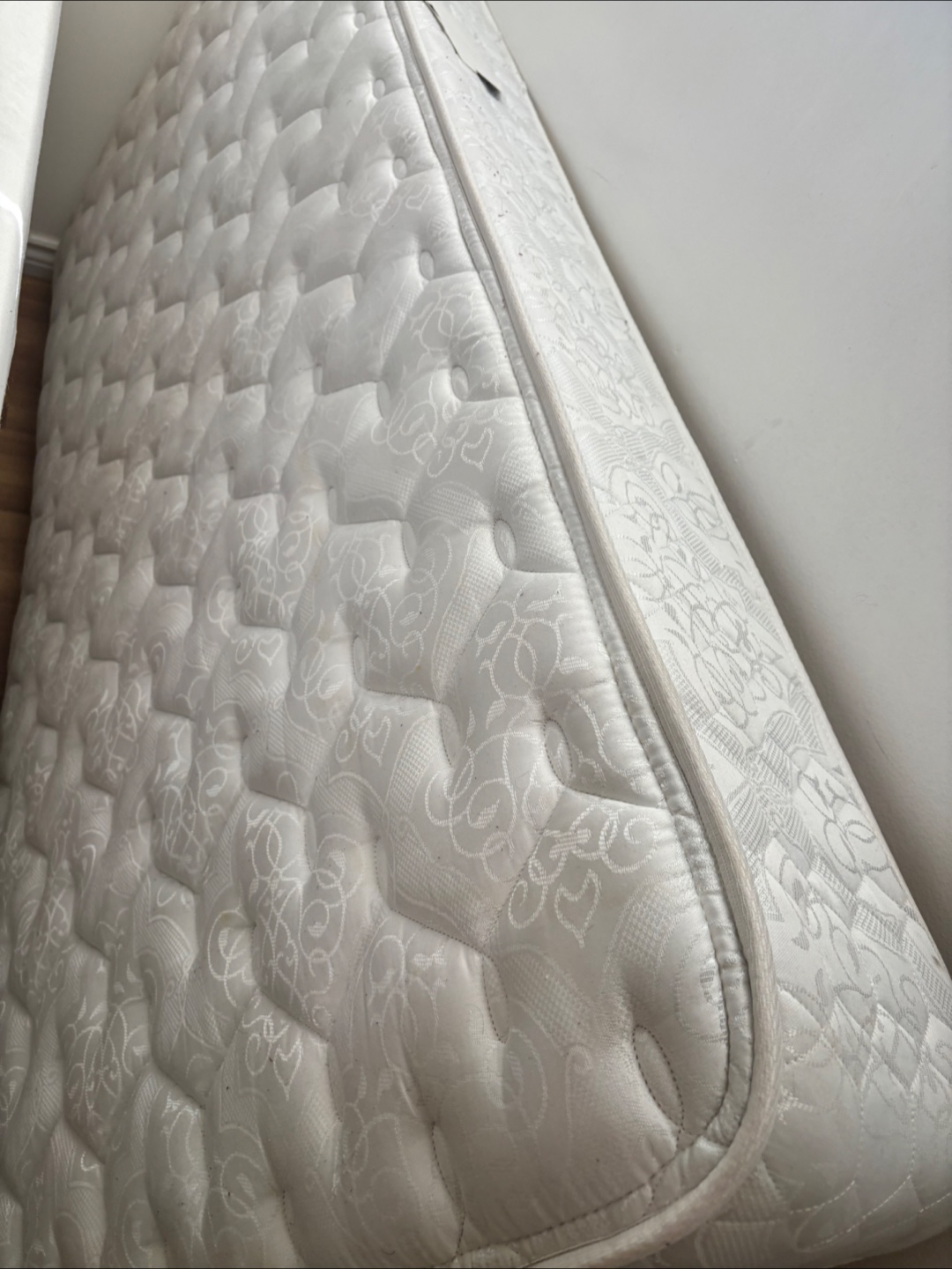 Twin Mattress, box spring, bed frame and white headboard - photo 2