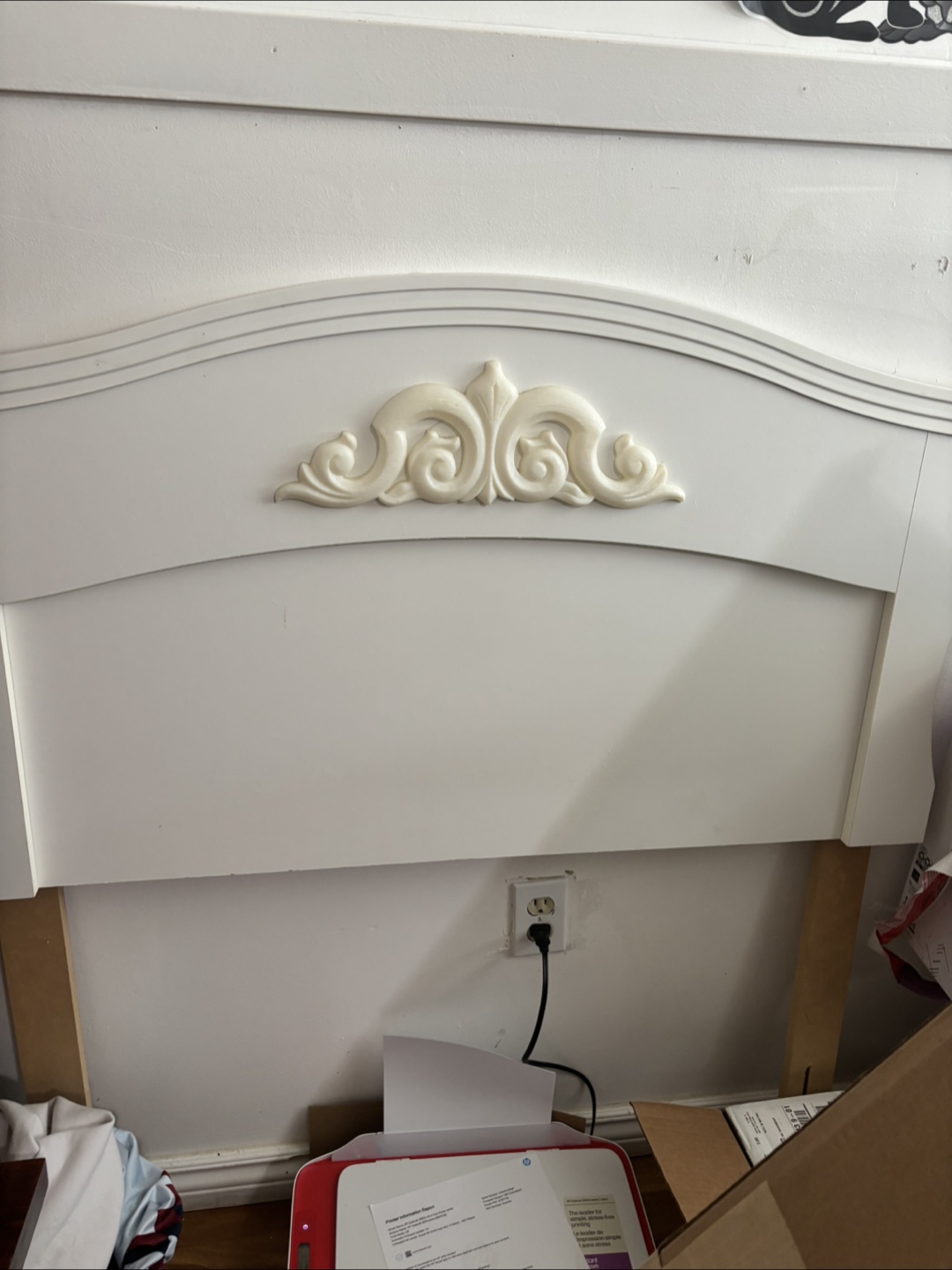 Twin Mattress, box spring, bed frame and white headboard - photo 4