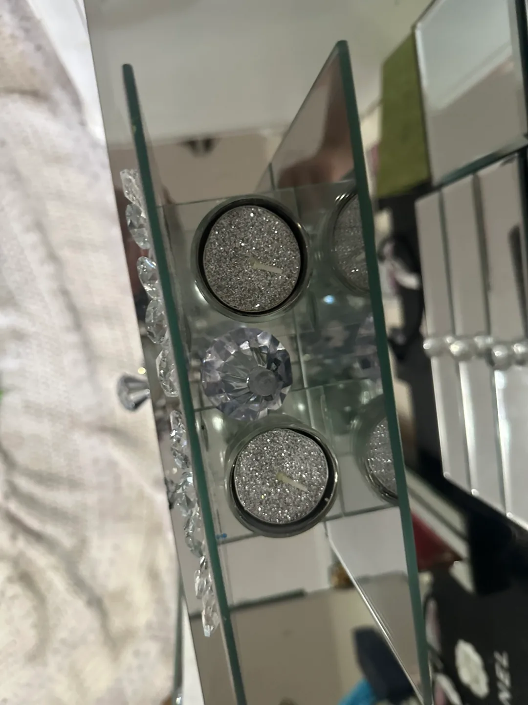Mirrored Crystal Candle Holder image indicator(5)
