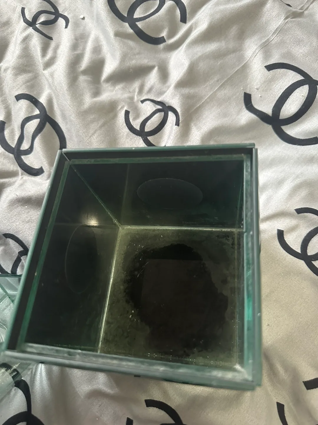 Mirrored Crystal Candle Holder image indicator(9)