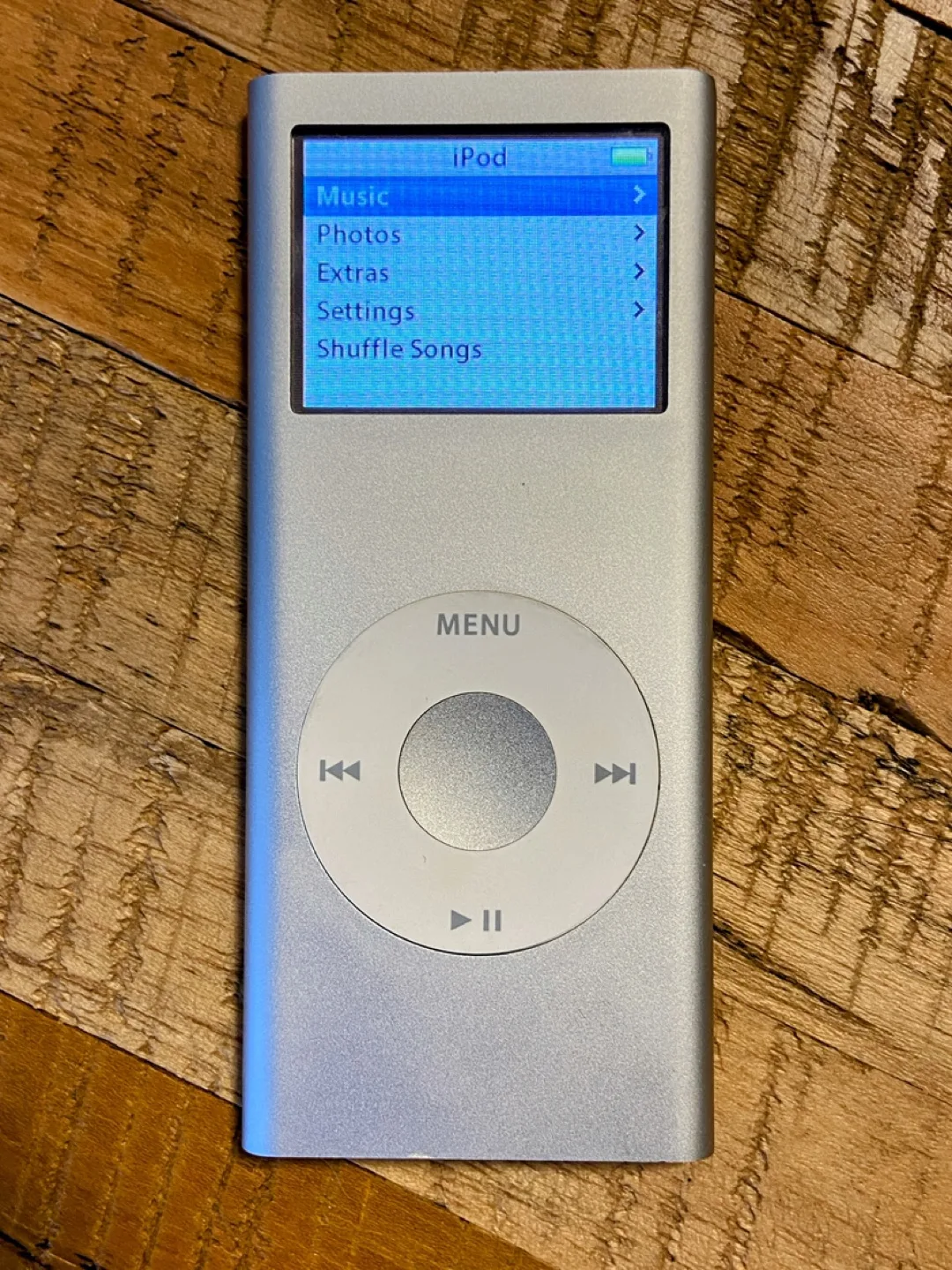 Apple iPod Nano 2nd Gen 2GB thumbnail