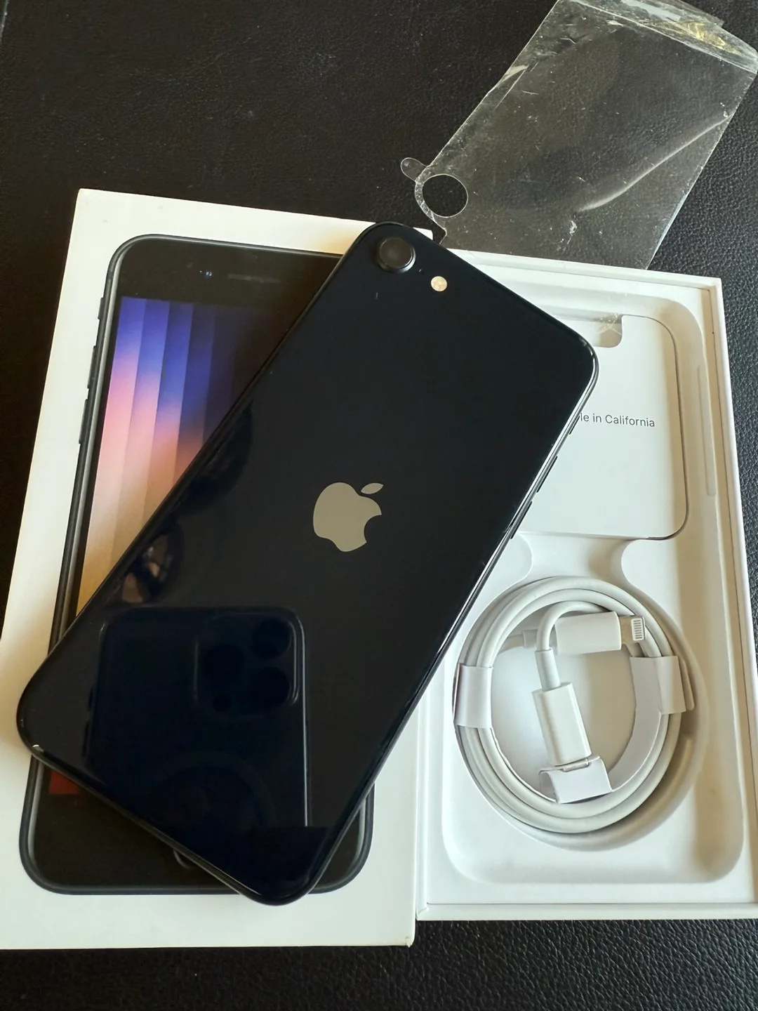 iPhone SE 3 3rd gen 2022 thumbnail