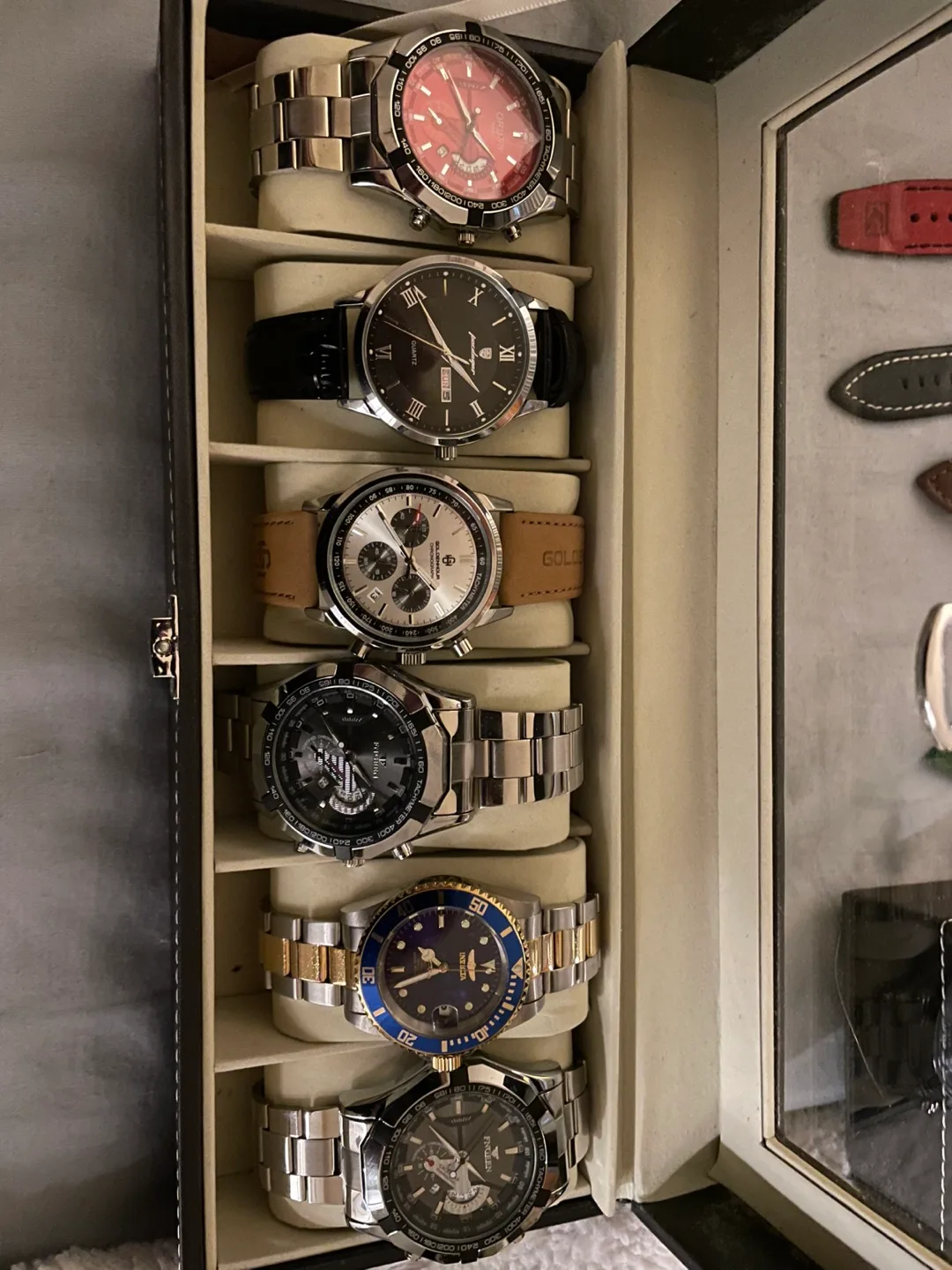 Variety of Men's Watches thumbnail