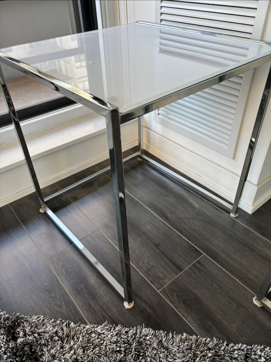 Nesting Tables, Chrome & White Glass image indicator(4)