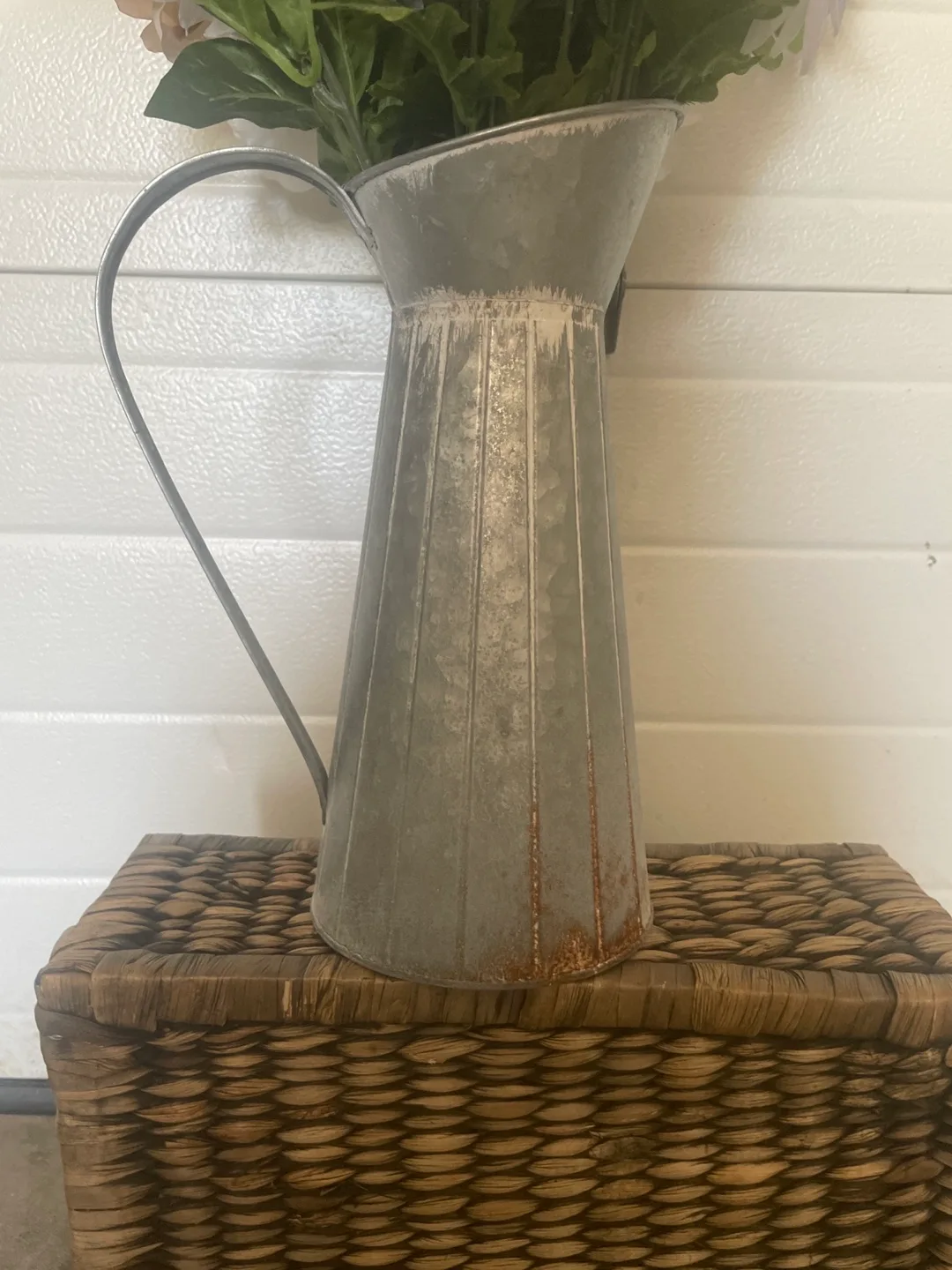 Galvanized Metal Pitcher Vase image indicator(3)
