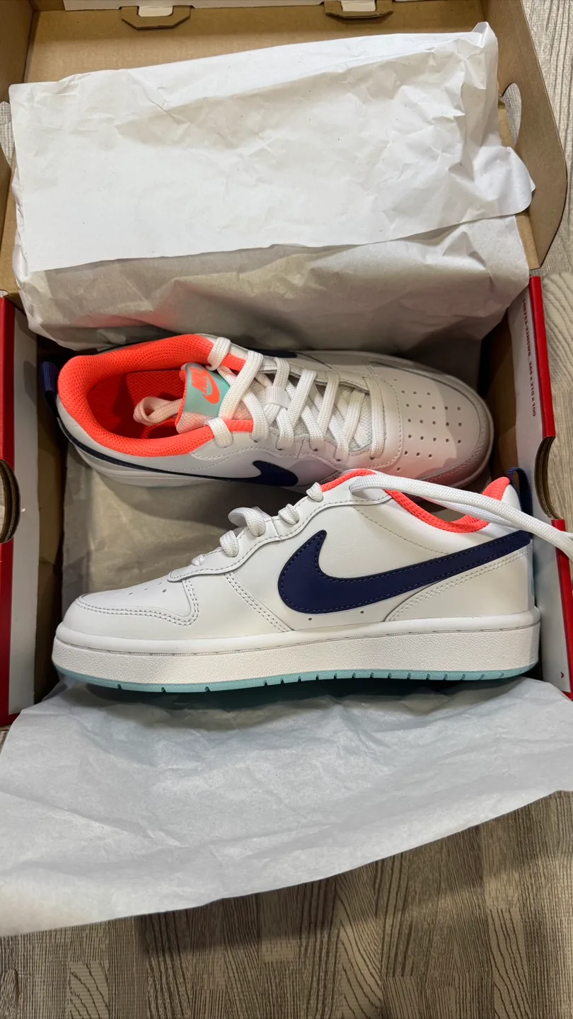 Nike Court Borough Low 2 (GS) image indicator(4)