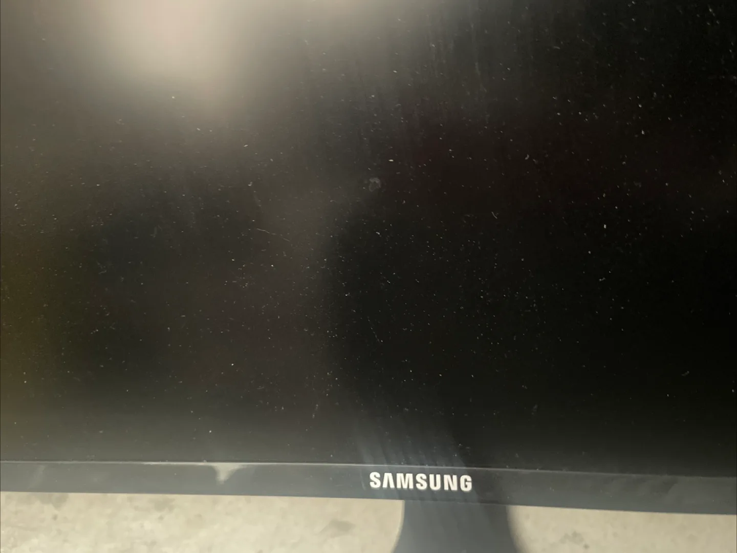 Samsung Curved Monitor 32 inch image indicator(2)